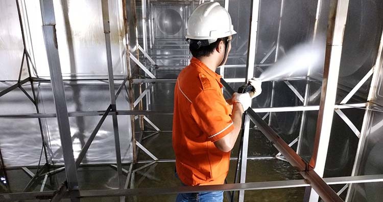 青白江清洗水池 清洗生活水箱公司 服务热情 细心谨慎