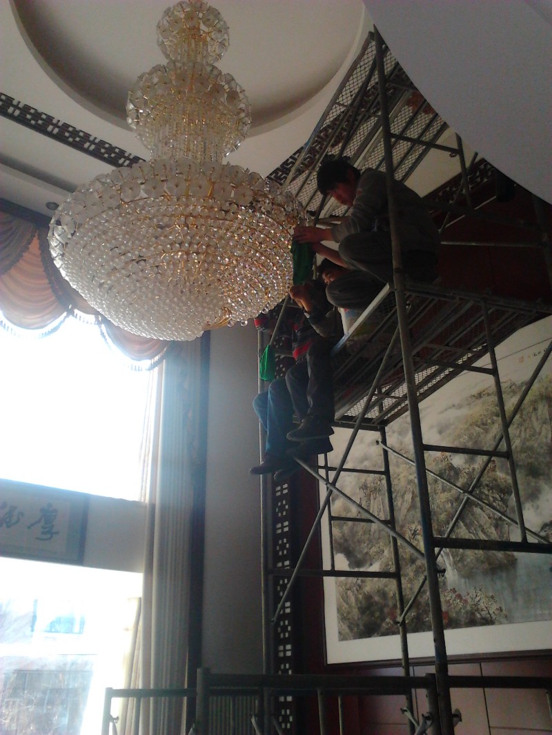 专业承接日常保洁服务，家电清洗、地毯清洗等