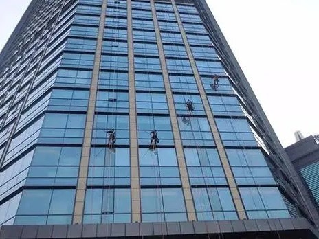 上海上门报价玻璃幕墙清洗 玻璃幕墙保洁 外墙清洗诚信服务 