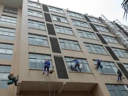 上海上门报价玻璃幕墙清洗 玻璃幕墙保洁 外墙清洗诚信服务 